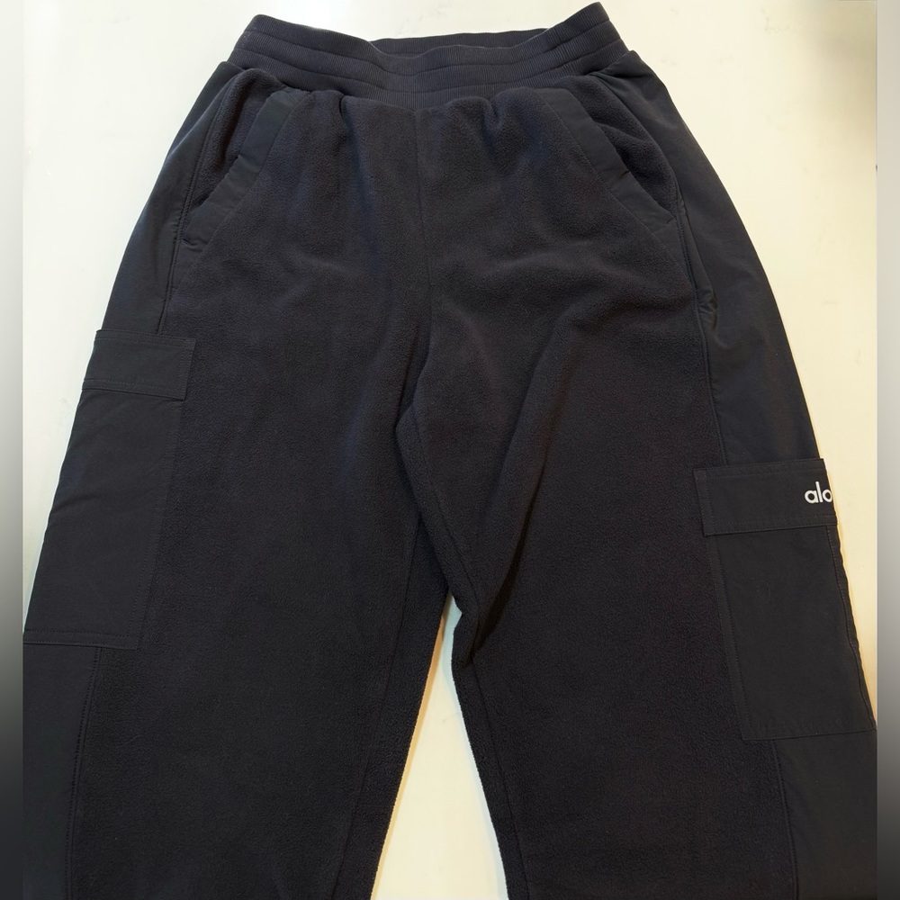 Alo Yoga Women’s Fleece Sweatpants